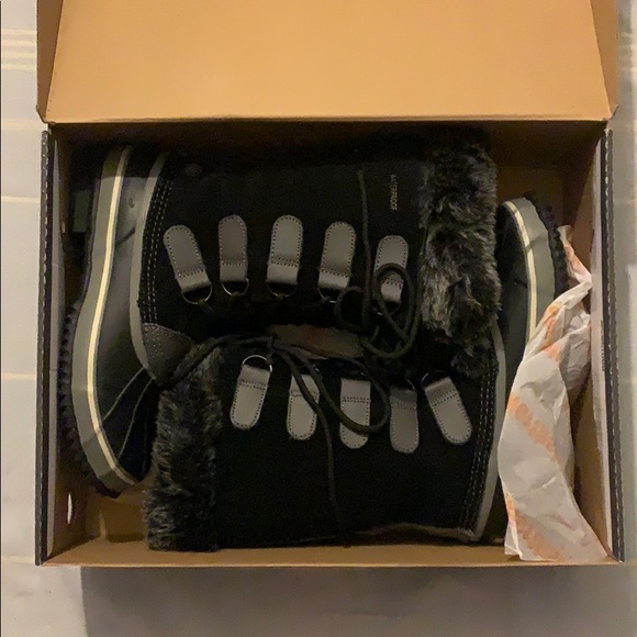 Black Northside Snow Boots - Picture 1 of 4